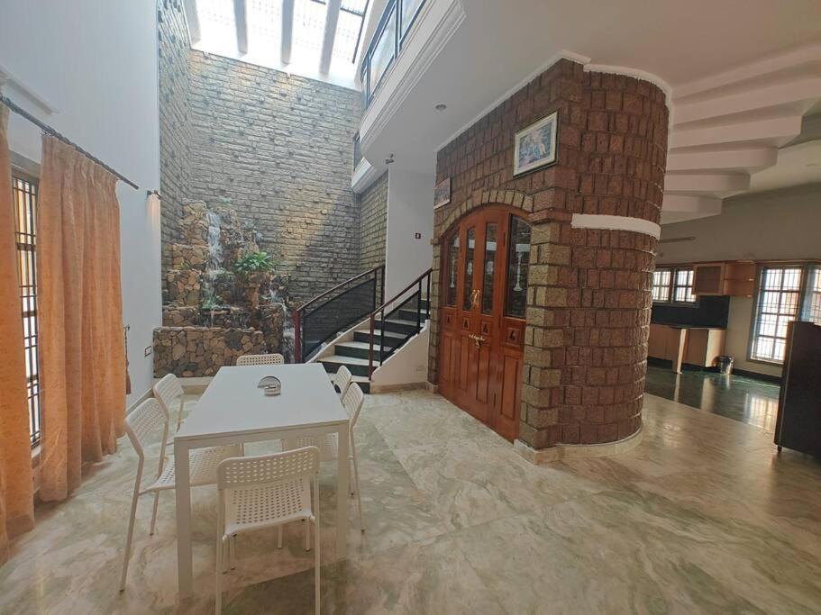 מייזור Waterfall Villa - 4Bhk מראה חיצוני תמונה